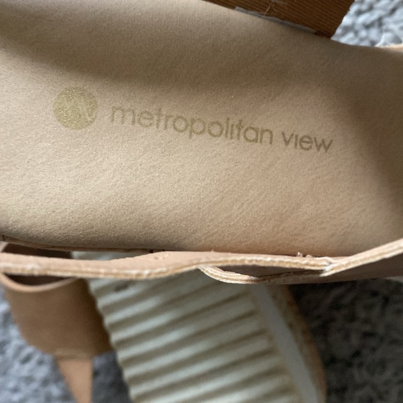 Leather strappy sandals - Picture 3 of 3